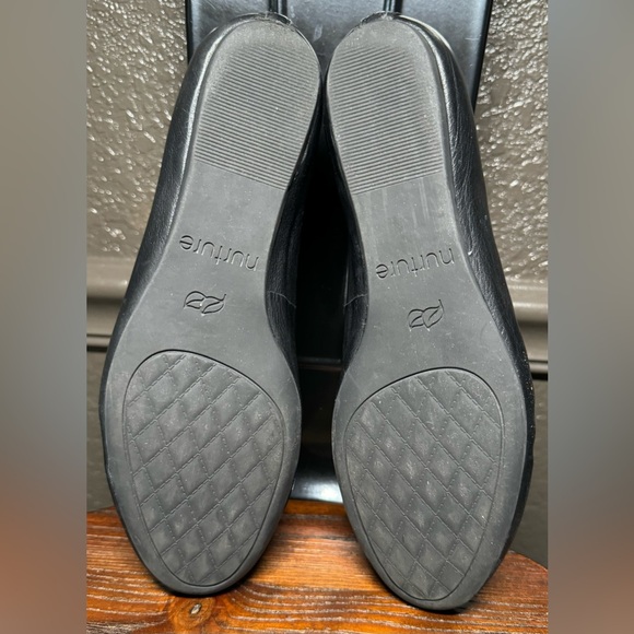 Nurture Women’s Faux Leather Flat Size 6 - Picture 4 of 4
